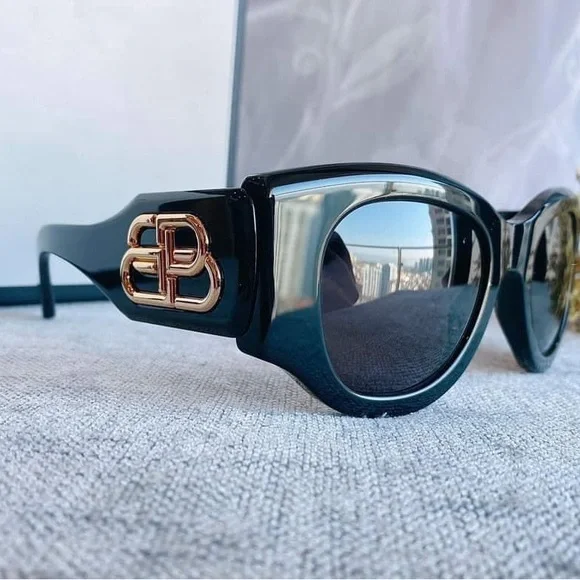 BALENCIAGA PARIS BB0070S 006 Gold BB Logo Oversized Sunglasses Black